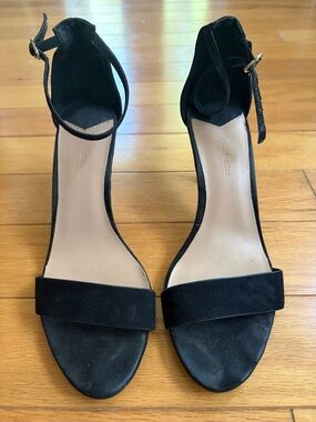 stradivarius Black Suede Ankle-Strap Heels